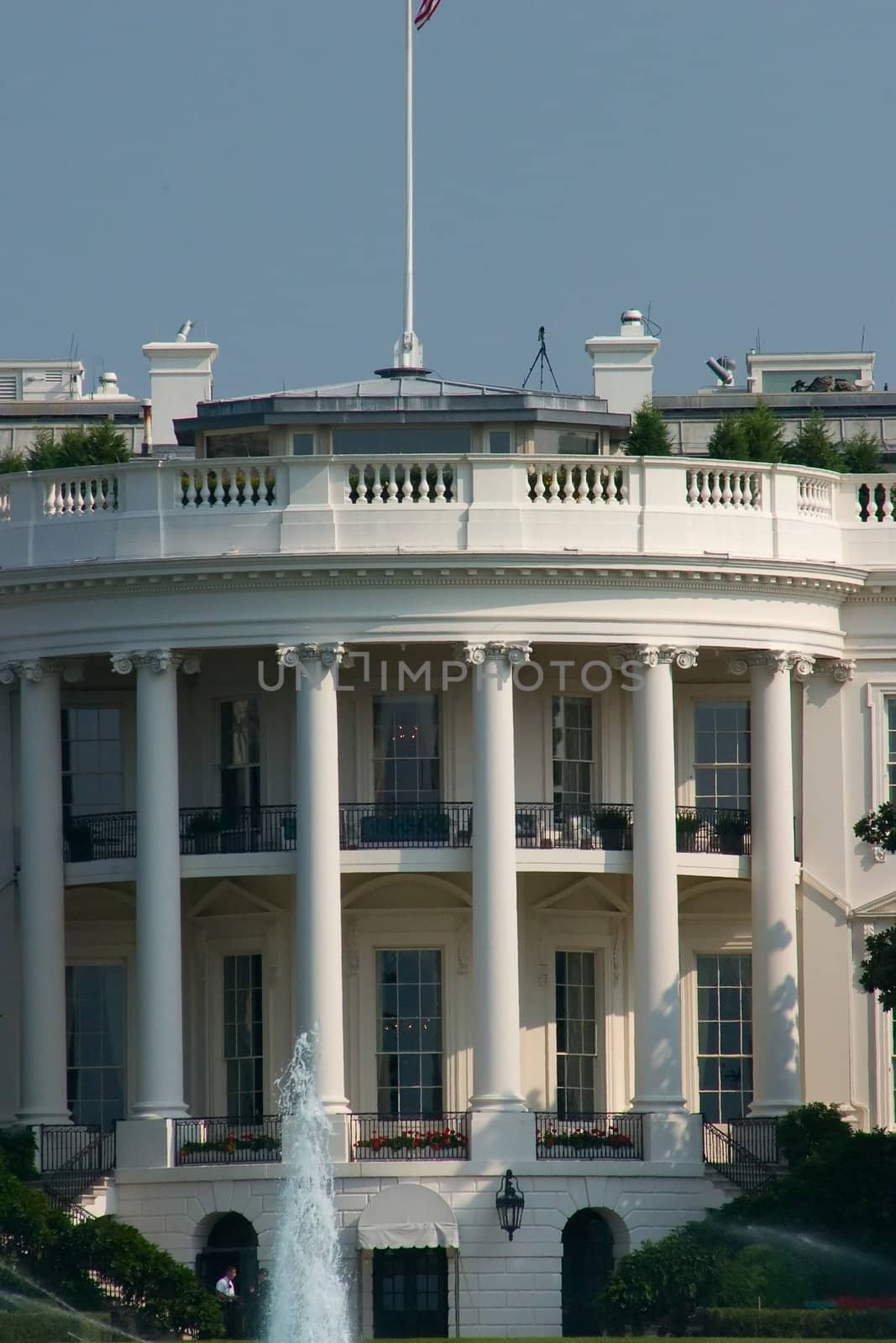 White house by melastmohican