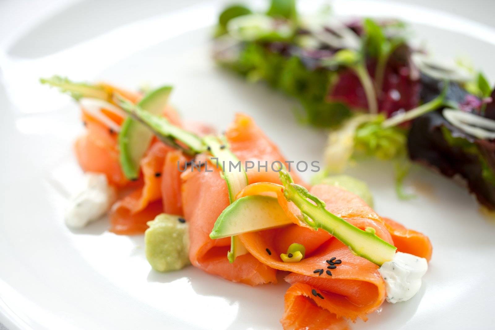 Smoked Salmon salad  by karelnoppe