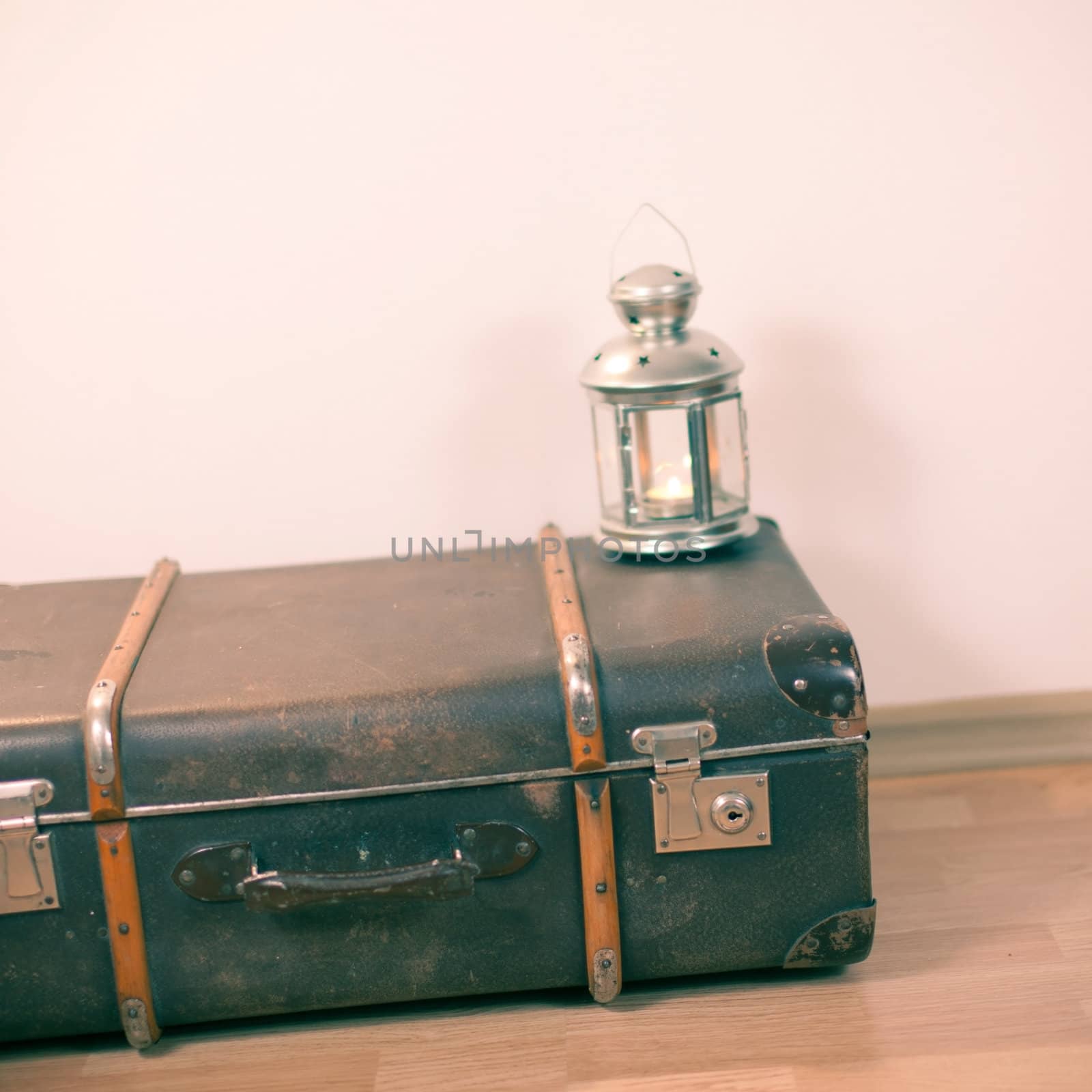 Vintage brown suitcase by shebeko