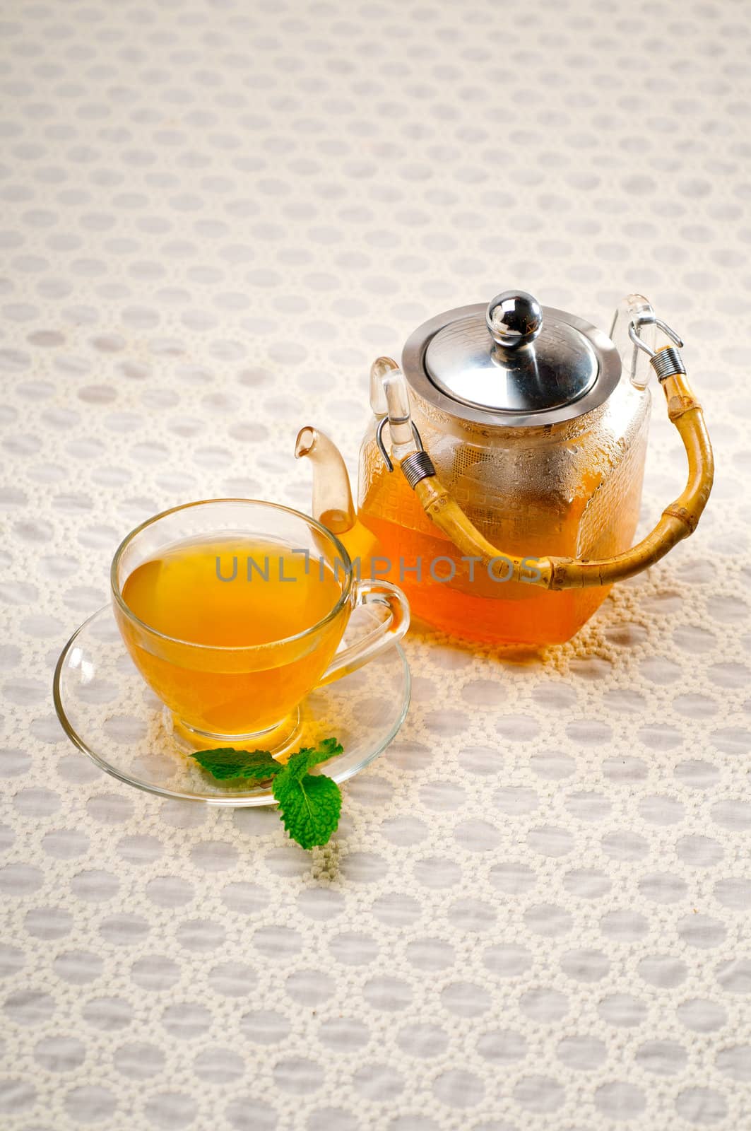 fresh brewed selection of tea clodeup macro