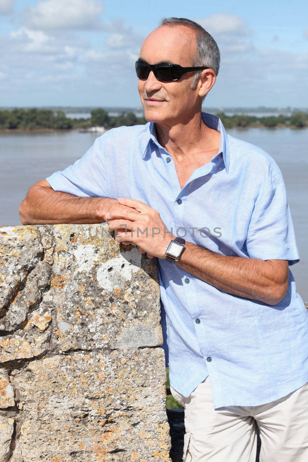 Senior tourist in Blaye, France
