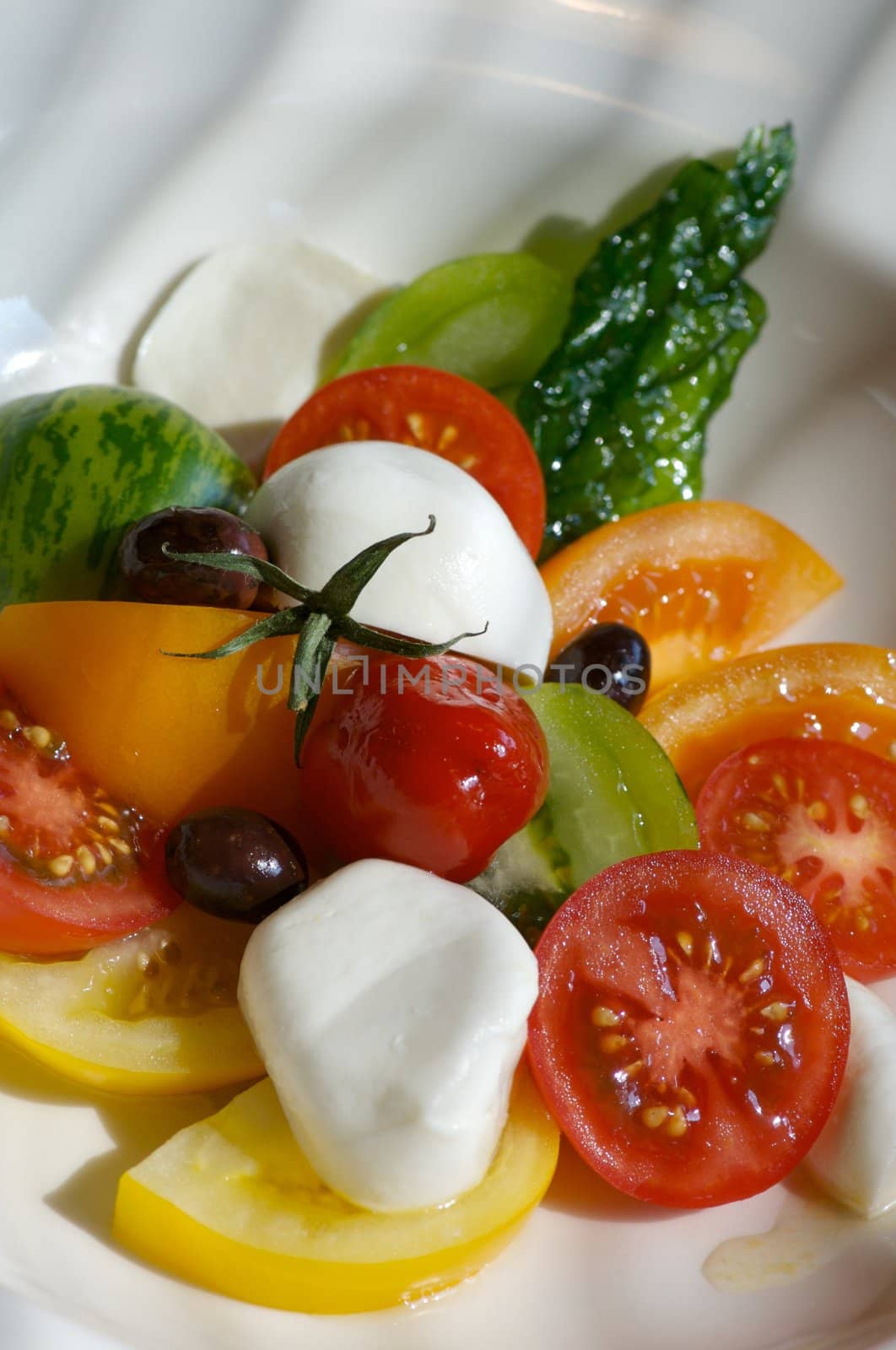 Image of tomato salad with buffalo mozzerella