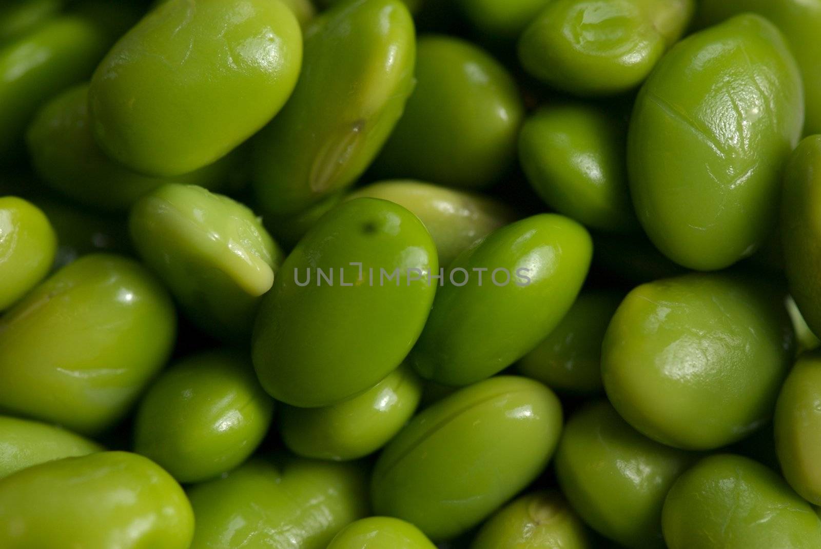 Image of bright green edamame beans