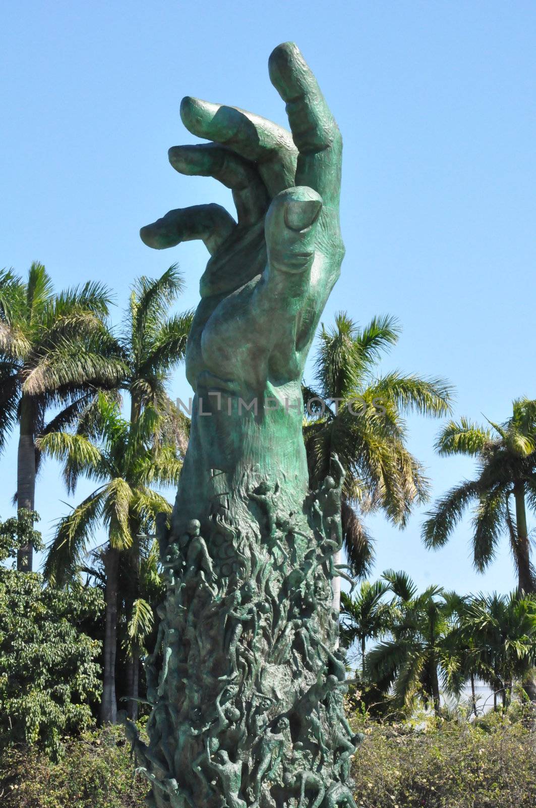 Holocaust Memorial in Miami by sainaniritu