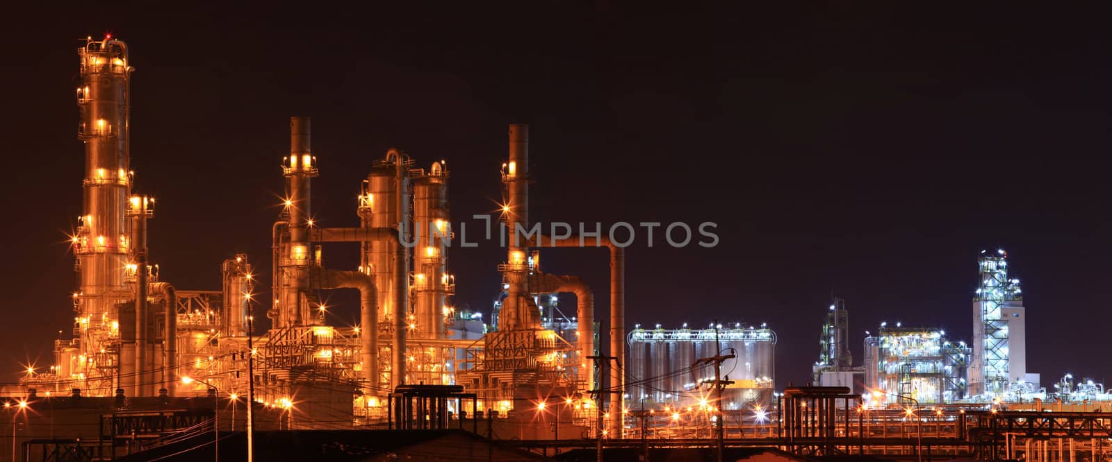 panoramic of oil refinery factory