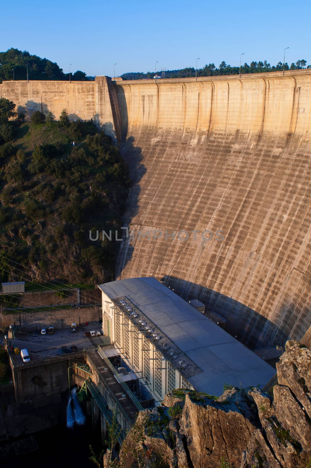 stunning Castelo de Bode Dam in Tomar, Portugal (sunset picture)