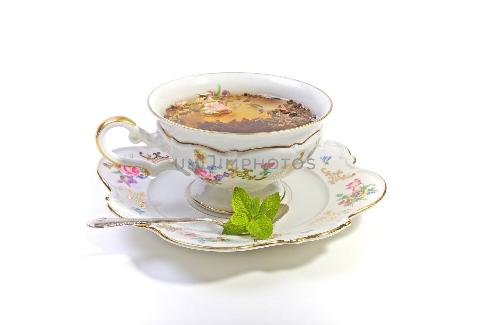 Delicate porcelian cup of tea for a refreshing High Tea