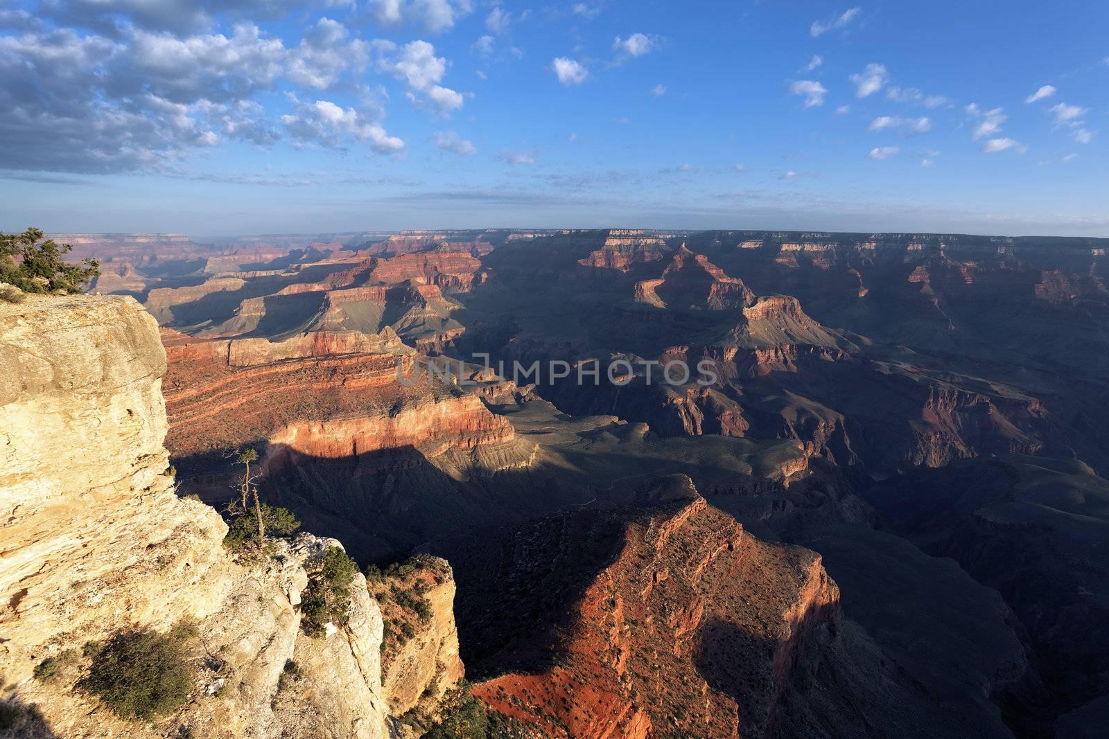 horizontal view of Grand Canyon at sunrise, Arizona, USA