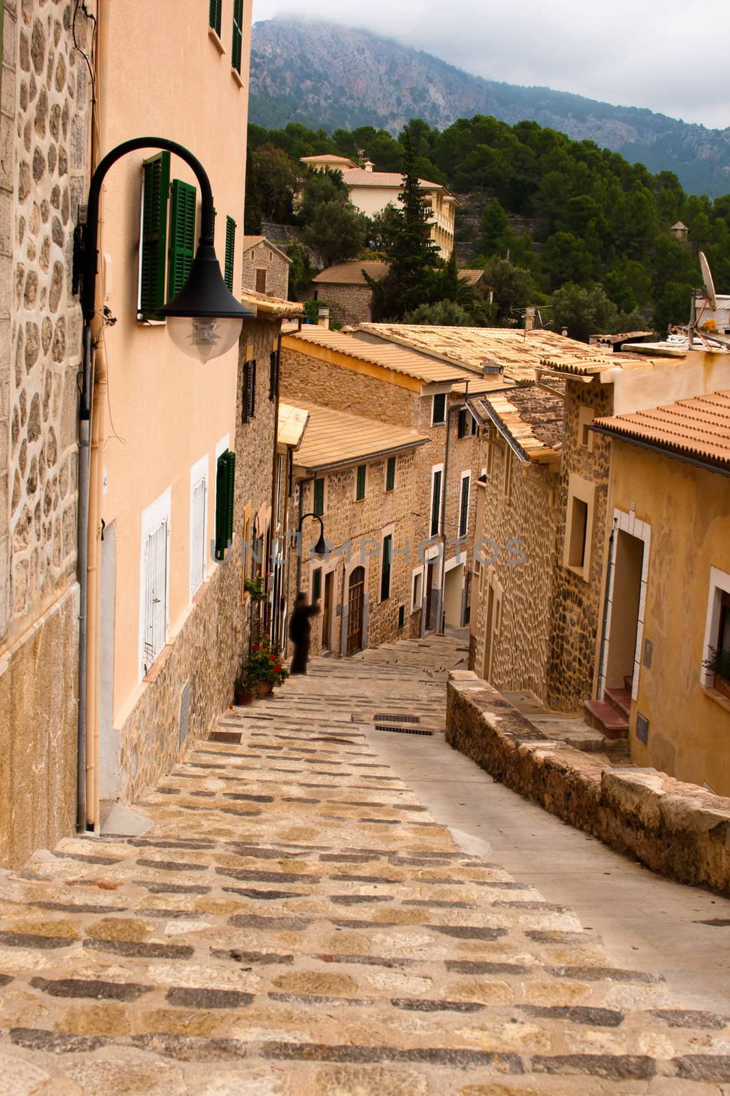 Port de Soller, is a village and the port of the town of S�ller, in Mallorca, in the Balearic Islands, Spain. 