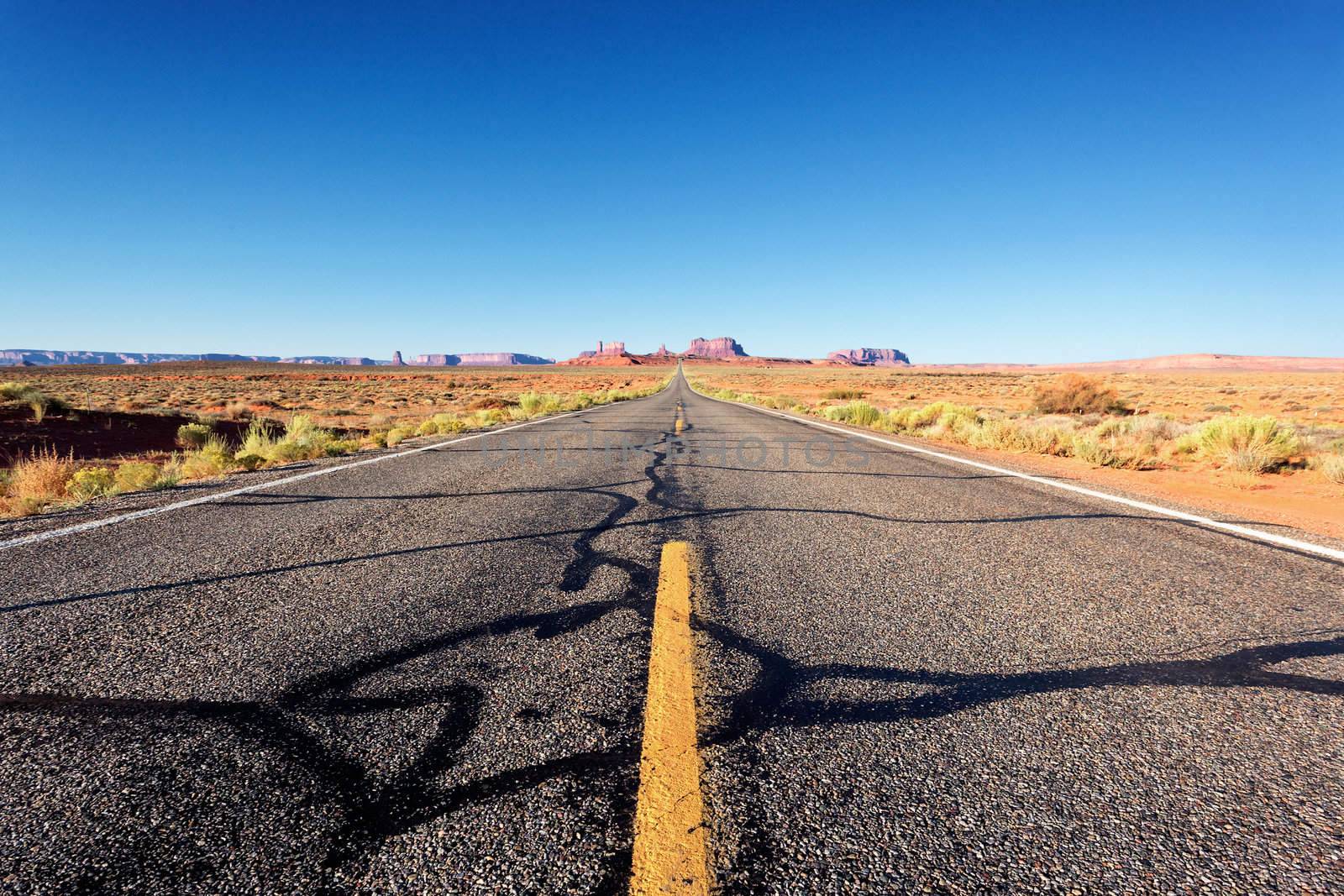 famous Road to the Monument Valley, Arizona
