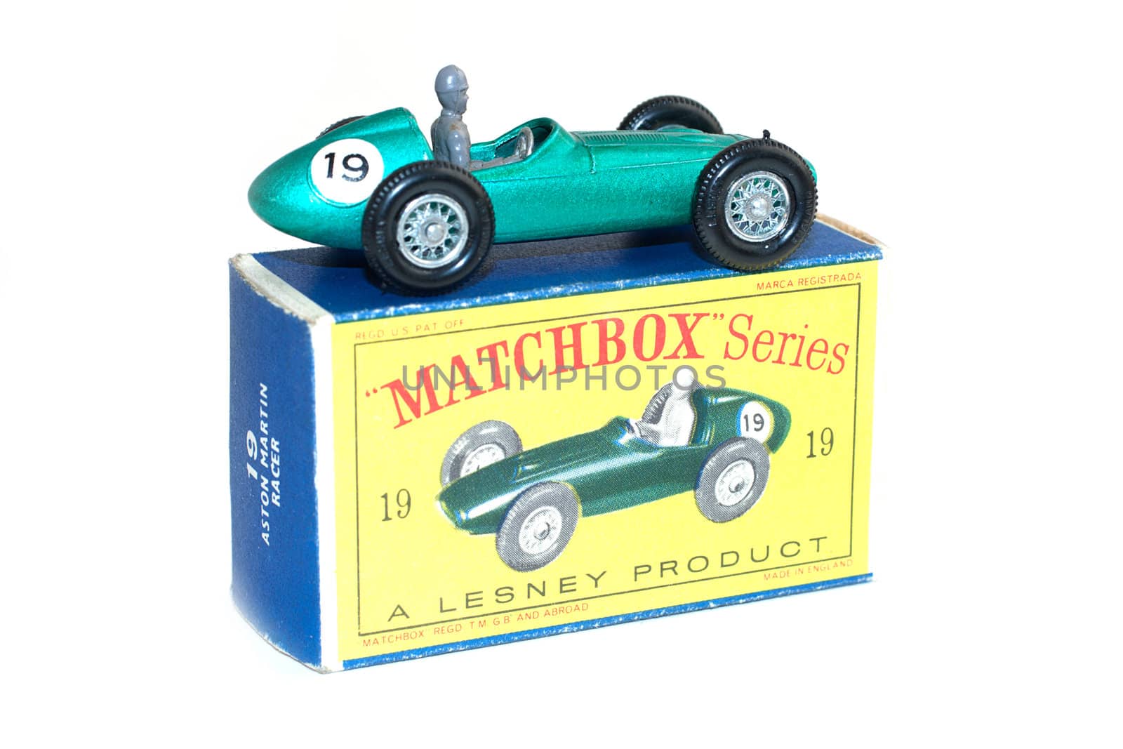 matchbox 1-75 die cast car, mint in box