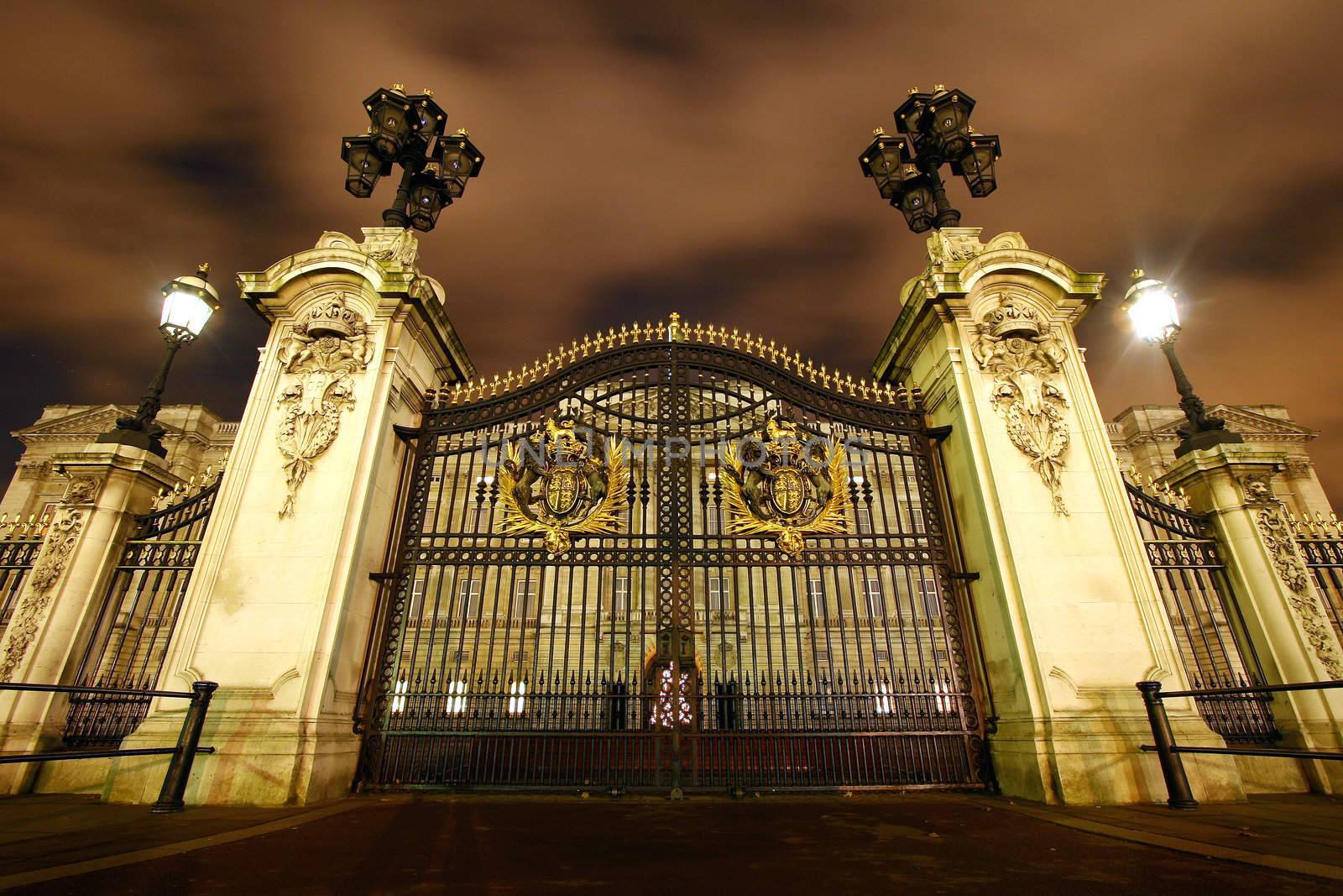 Gate of the Buckingham place