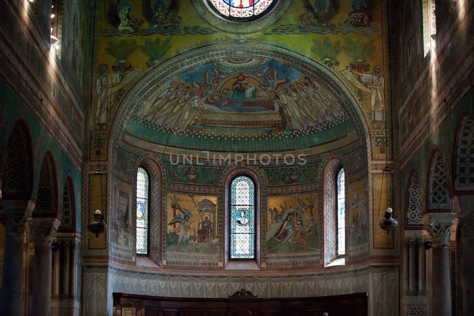 Chiusi - The Romanesque Cathedral  of San Secondiano, built around 560 AD over a pre-existing basilica, and renovated in the 13th C. It has a nave and two aisles supported by antique columns.