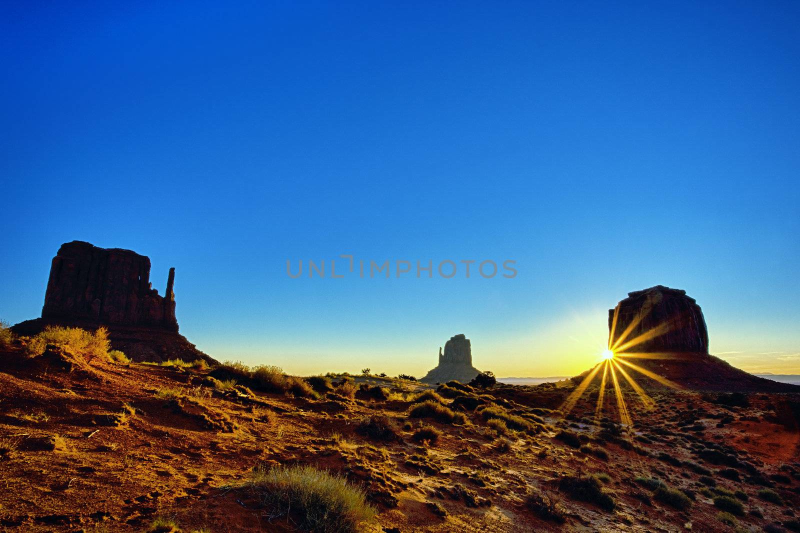 Monument Valley Tribal Park At Sunrise, Arizona 