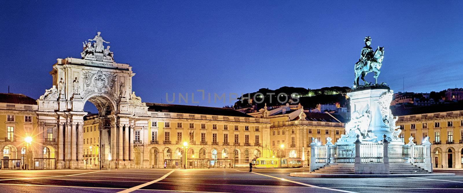 panoramic view of commerce square at Lisbon by night