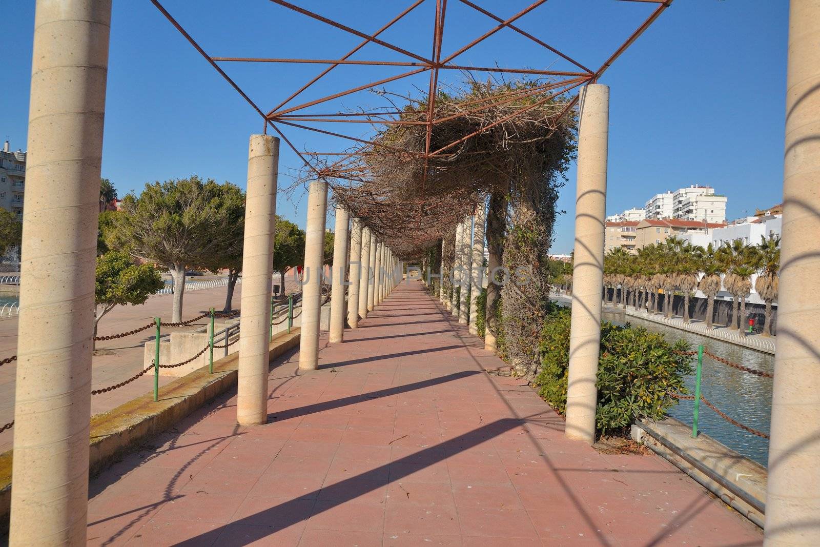 park on the west side of Malaga located next to the beach
