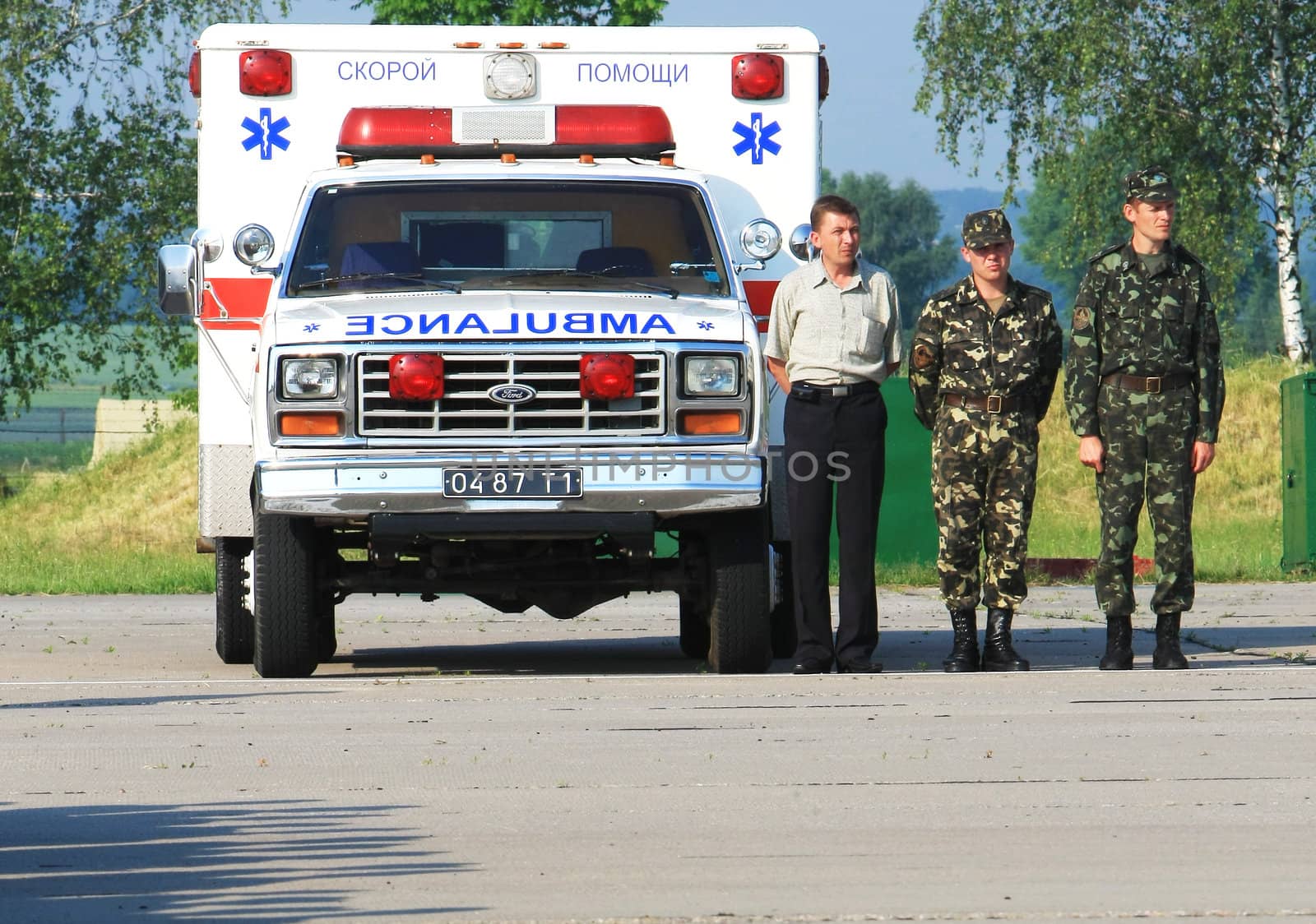 VINNYTSYA, UKRAINE - JUNE 10, 2008: Military mobile hospital during a medical military trainings on June 10, 2008 in Vinnytsya, Ukraine