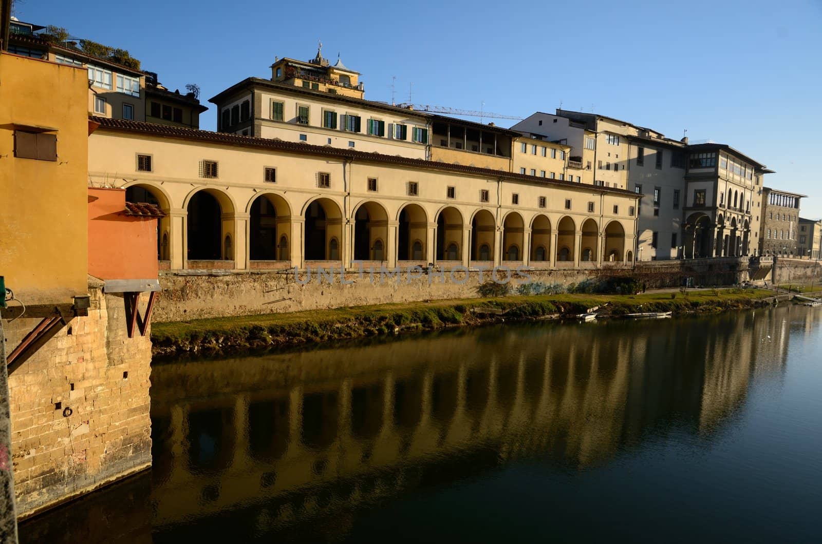 Corridoio Vasariano (Florence) by mizio1970