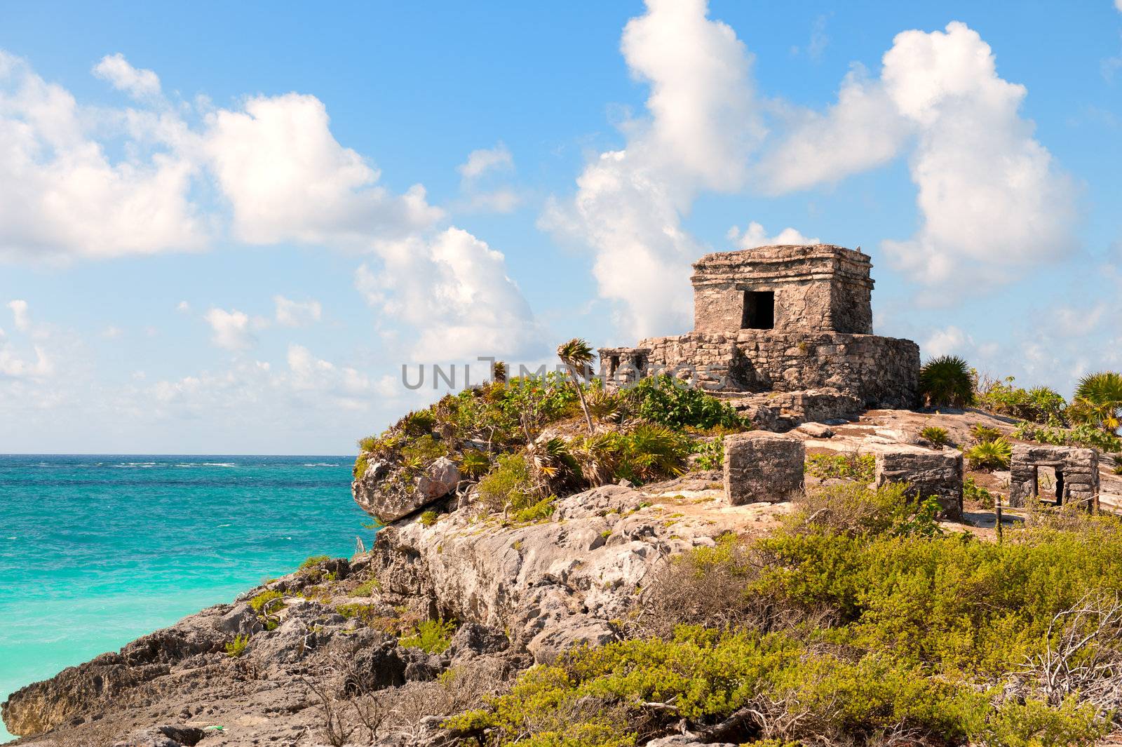 Tulum maya ruins by the sea, southern Mexico,