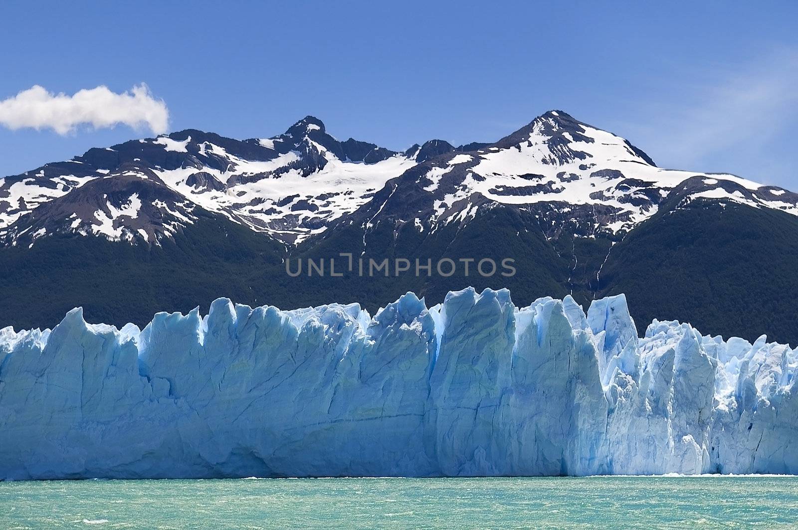 beautiful Glacier Perito Moreno by irisphoto4