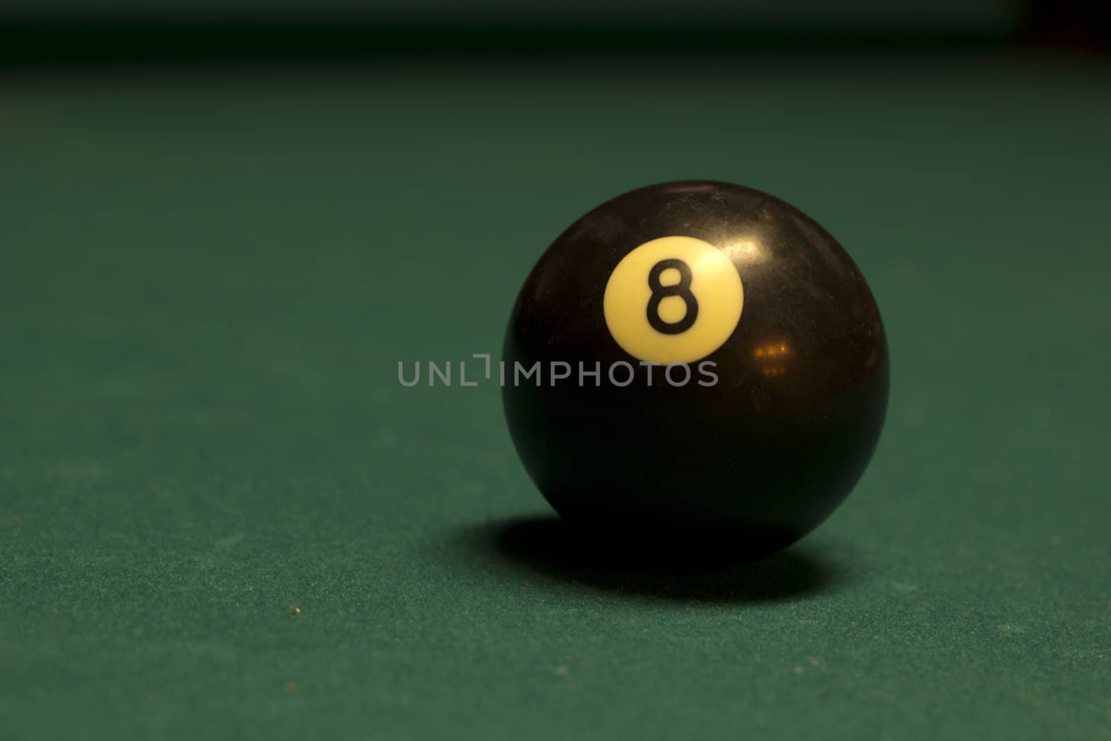 a high resolution image of a pool ball