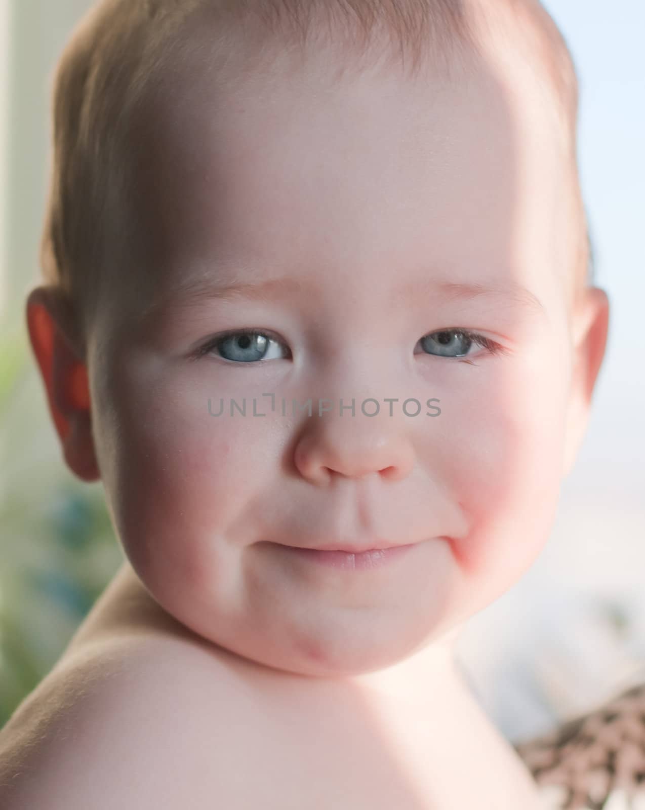 baby face by Linaga