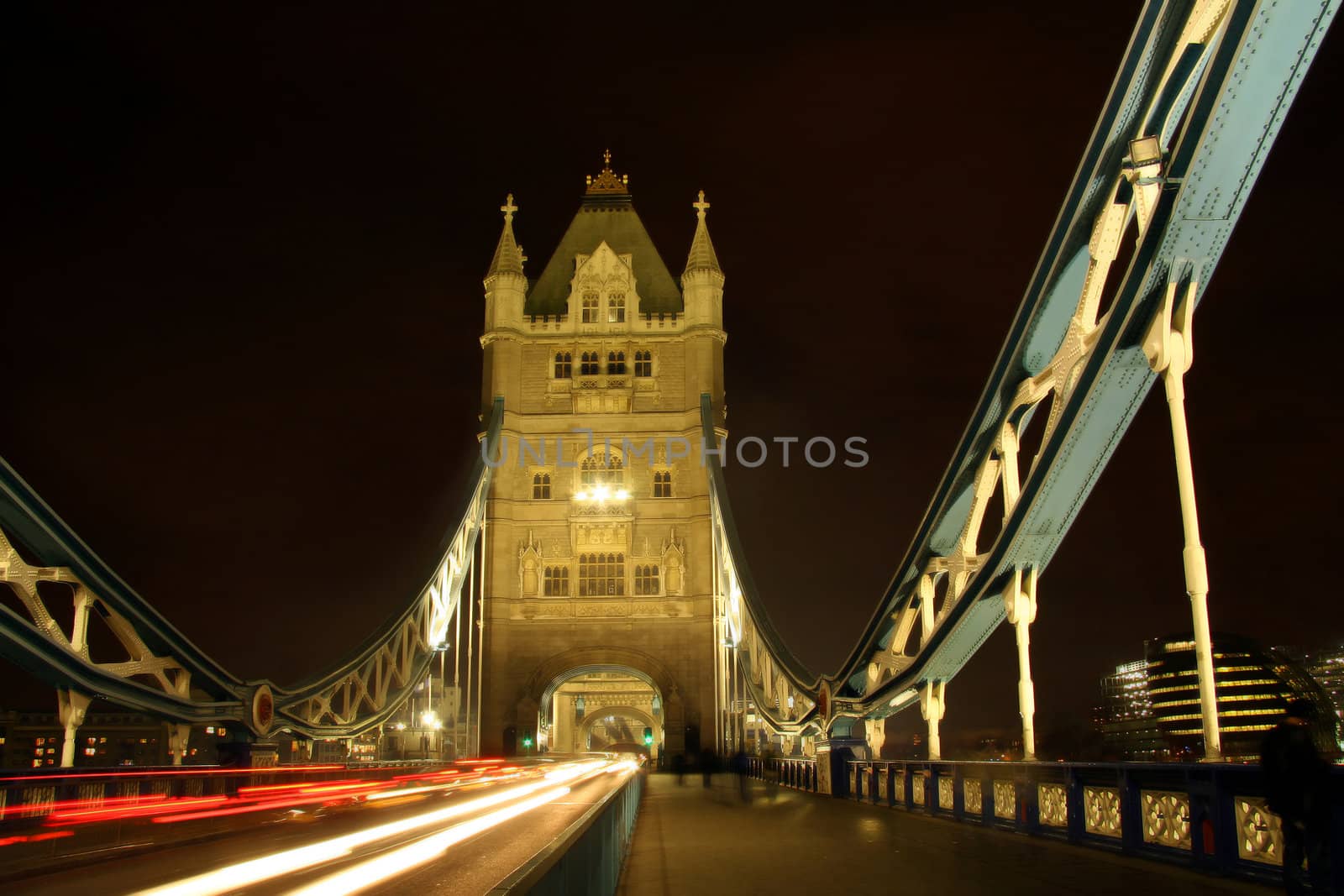 Tower bridge by Imagecom