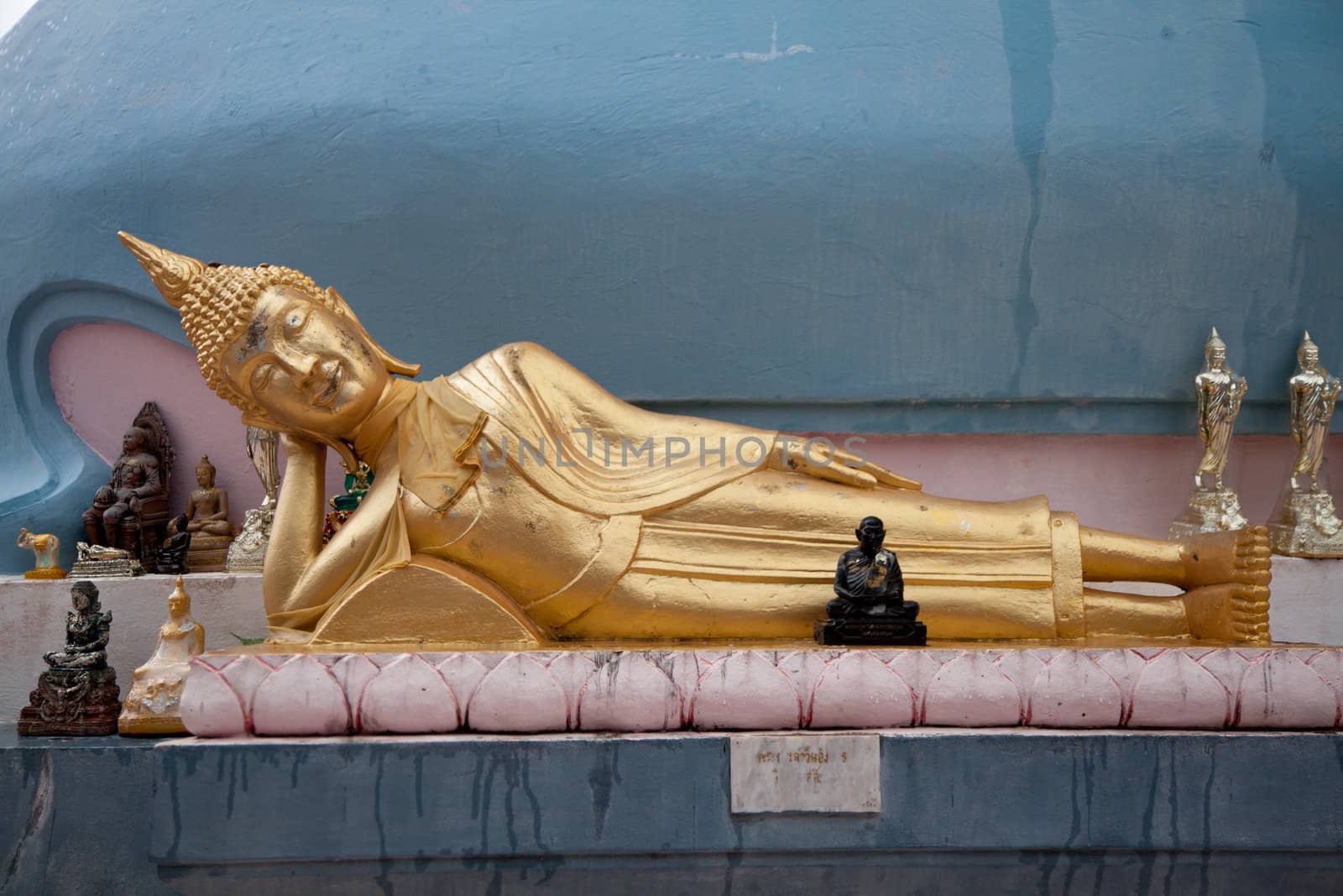 Reclining Golden statue