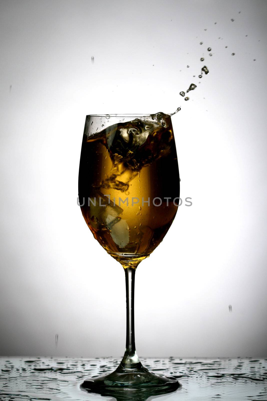 alcohol splash by Yellowj