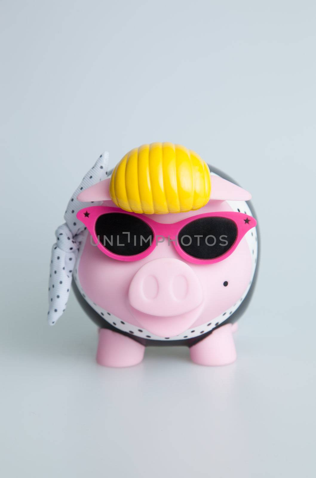 Rock n Roll Piggy bank by Izaphoto