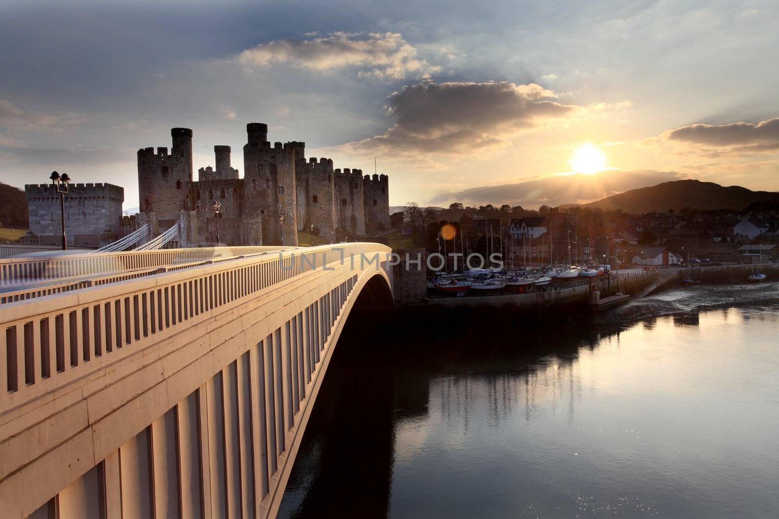 Conwy Castle  by olliemt