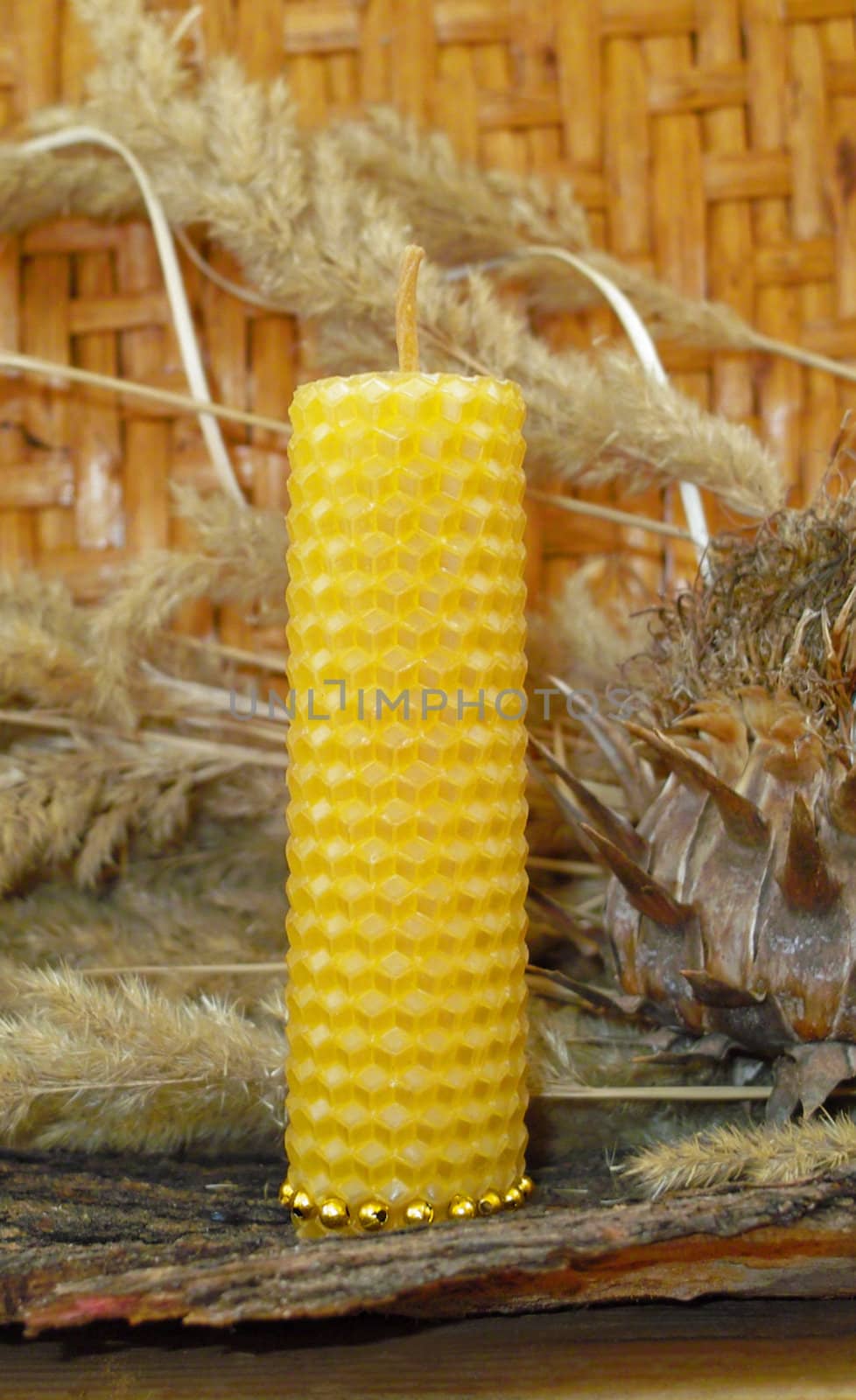 Beeswax candles by sattva