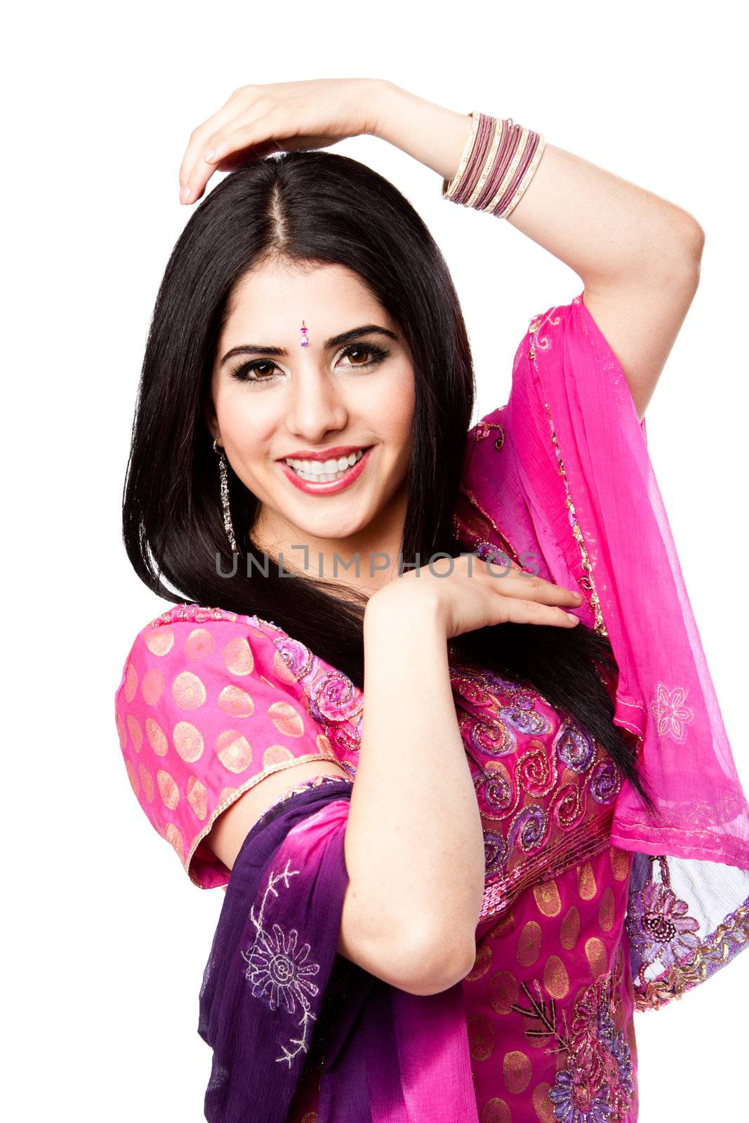 Happy smiling Indian Hindu woman by phakimata