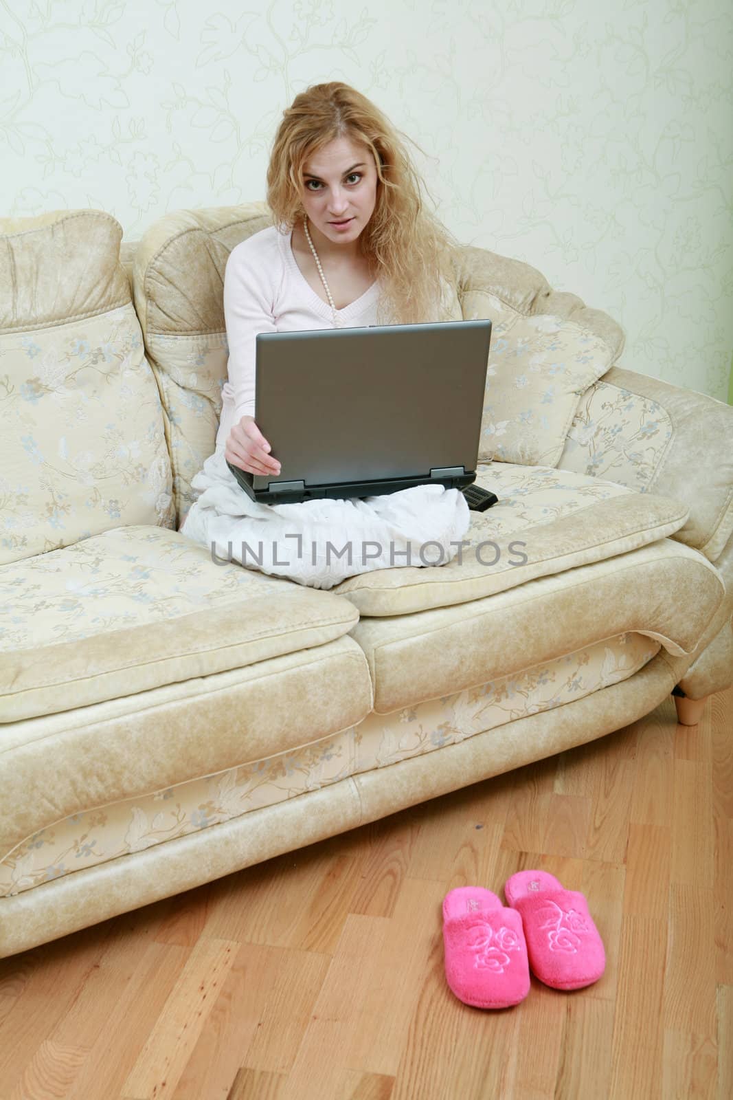 An image of a nice girl with laptop