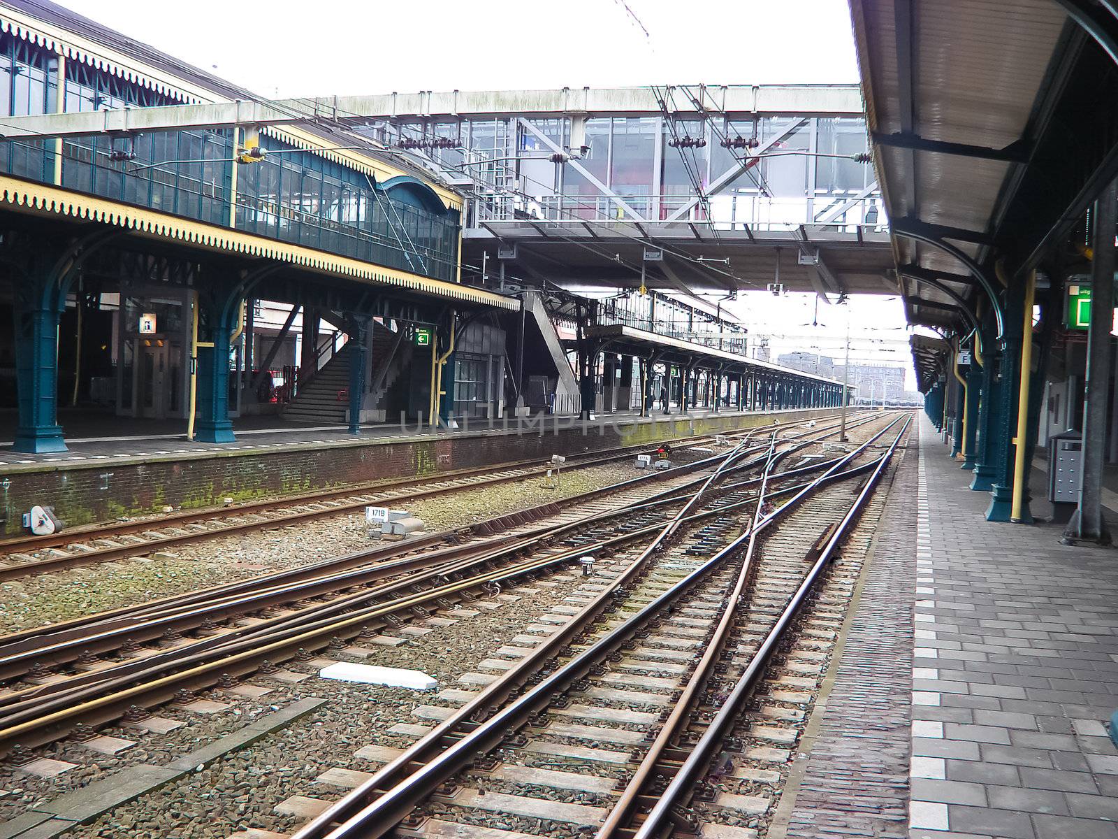 Railway station. driveways by NickNick