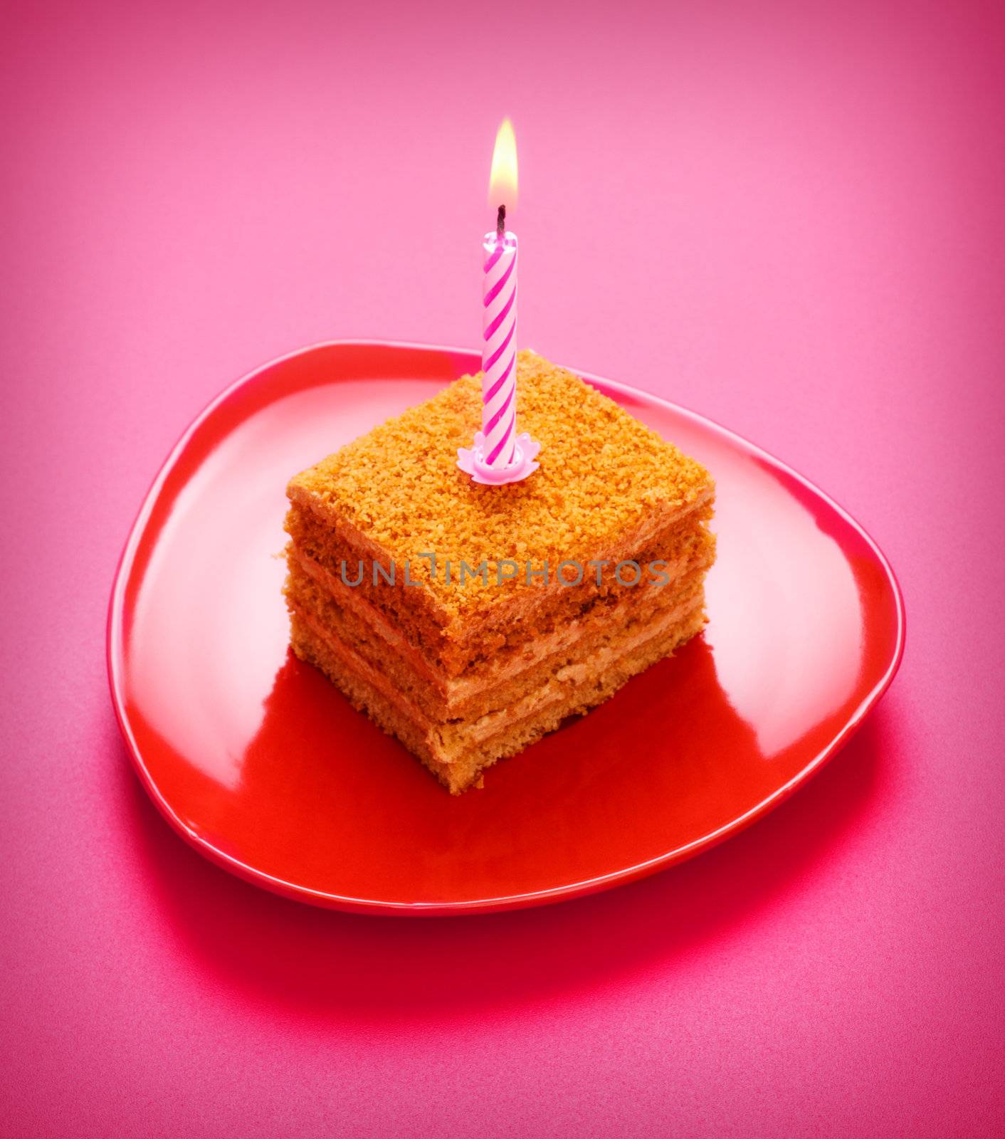 Birthday Cake by petr_malyshev