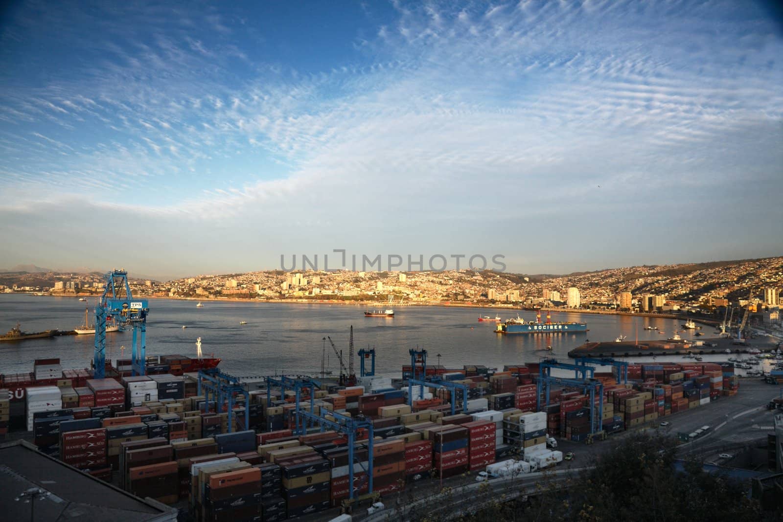 VALPARAISO, CHILE - AUGUST 9: View on the one of the chilean most important seaports on August 9, 2010 in Valparaiso, Chile