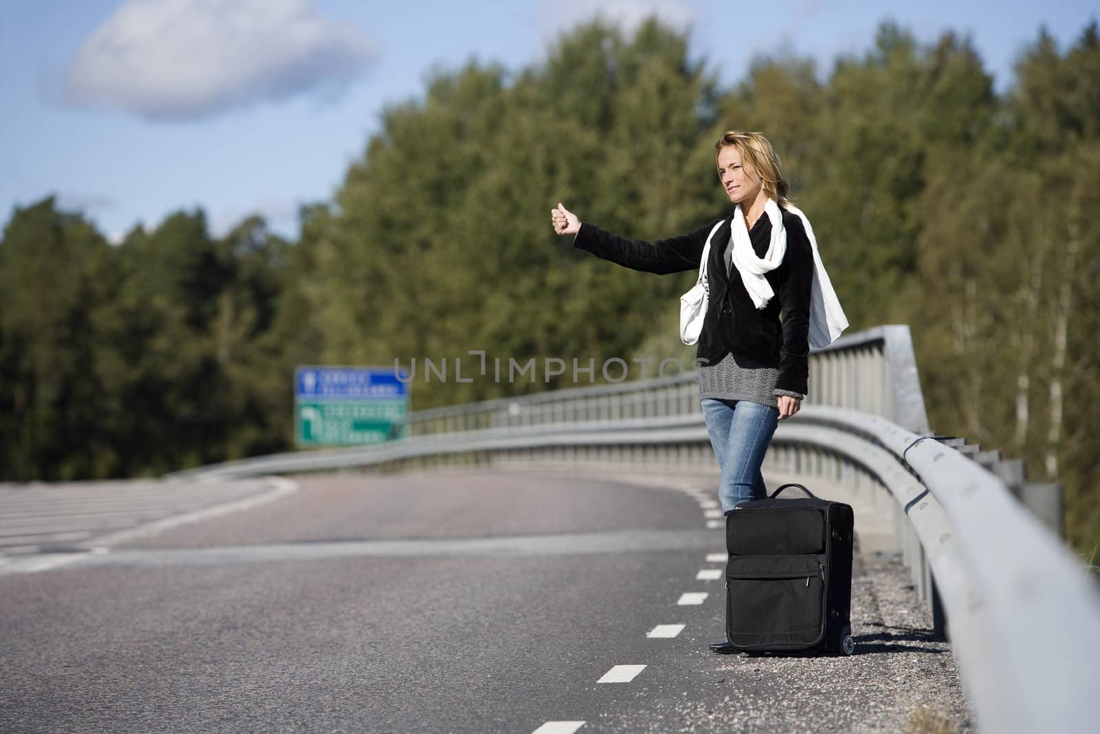 Hitchhiking woman by gemenacom