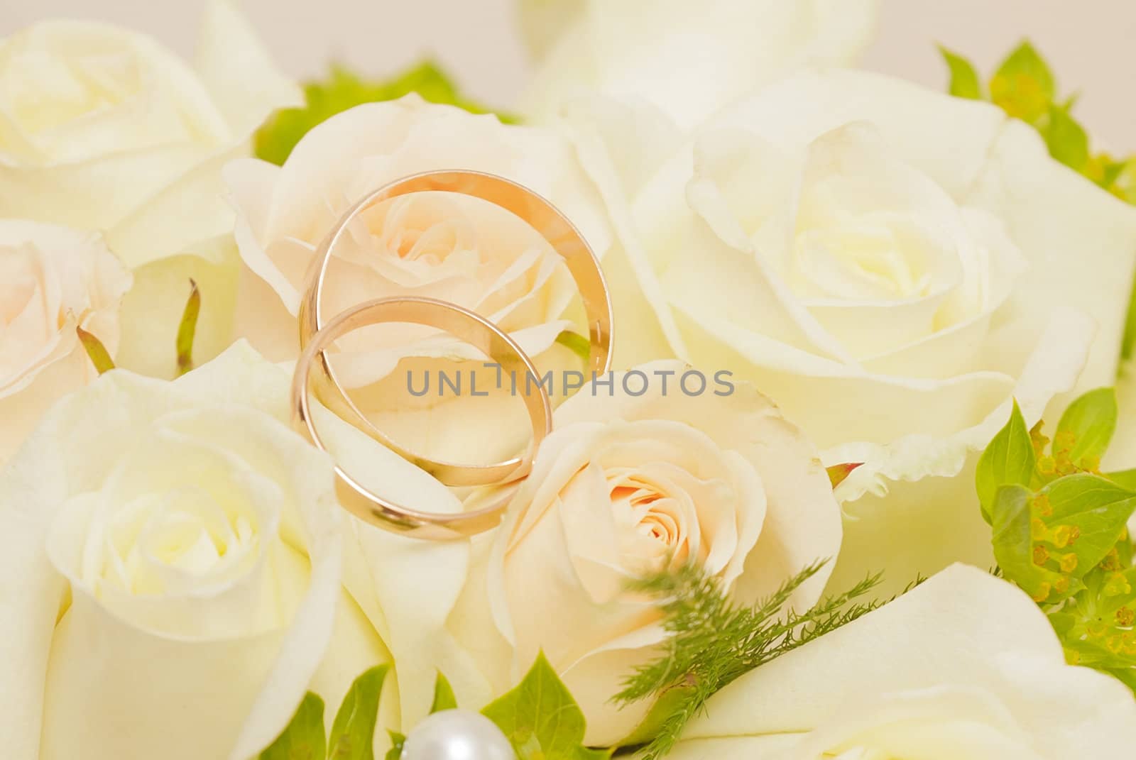bridal bouquet close-up. shooting with shallow depth of focus.