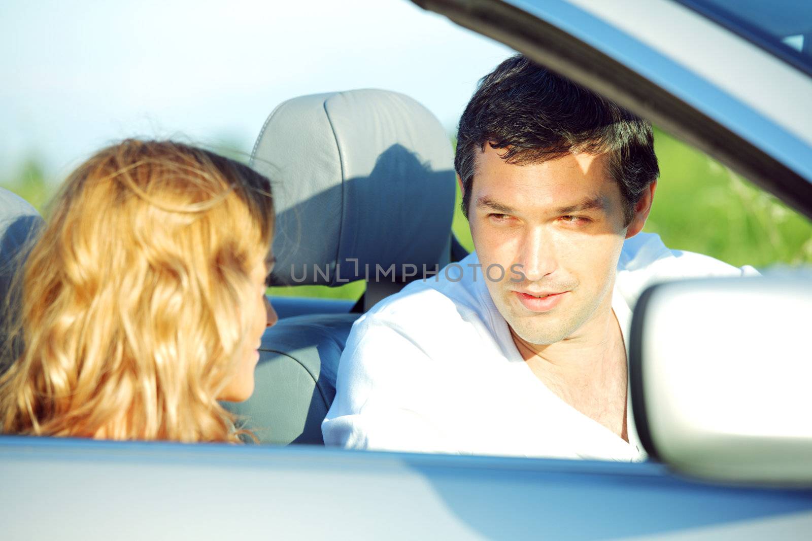 love in cabrio woman and man