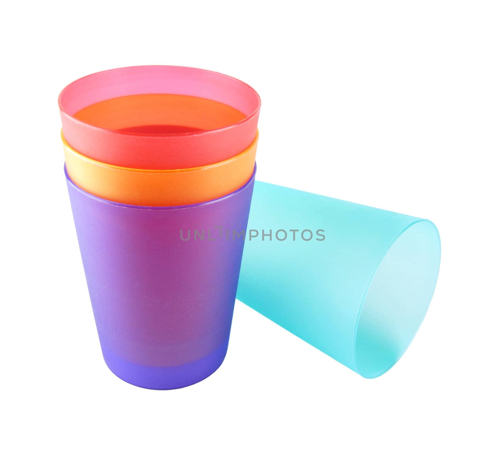Colorful plastic cups by kekanger
