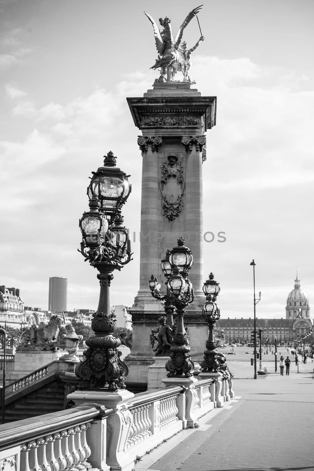 The Alexandre III bridge with the Invalides in the background