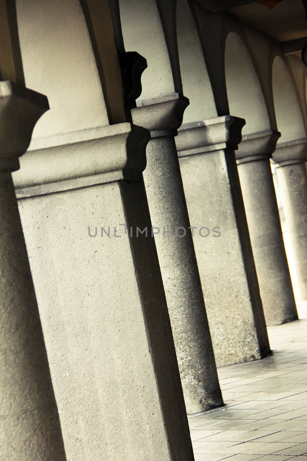 old columns by Hasenonkel