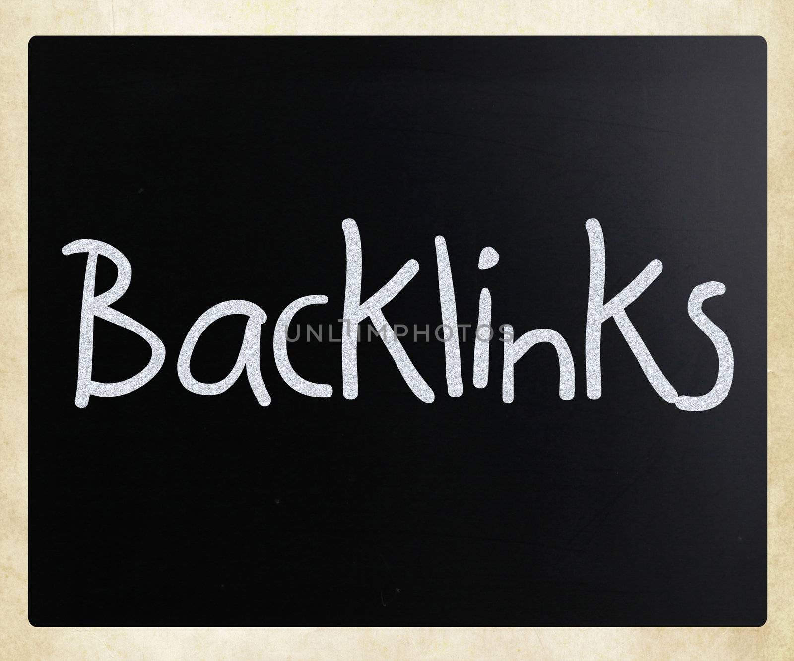 "Backlinks" handwritten with white chalk on a blackboard