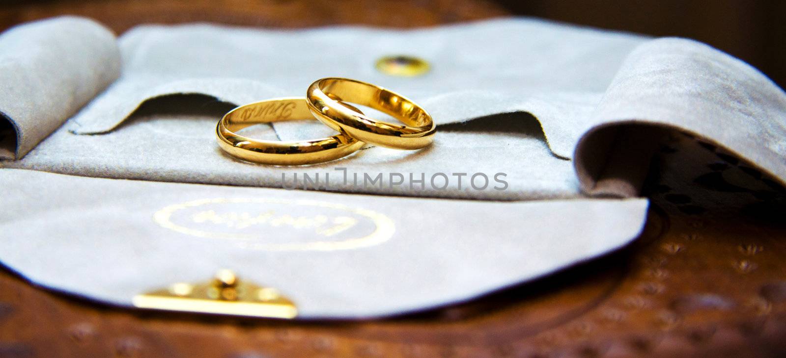 Gold wedding rings by ozaiachin