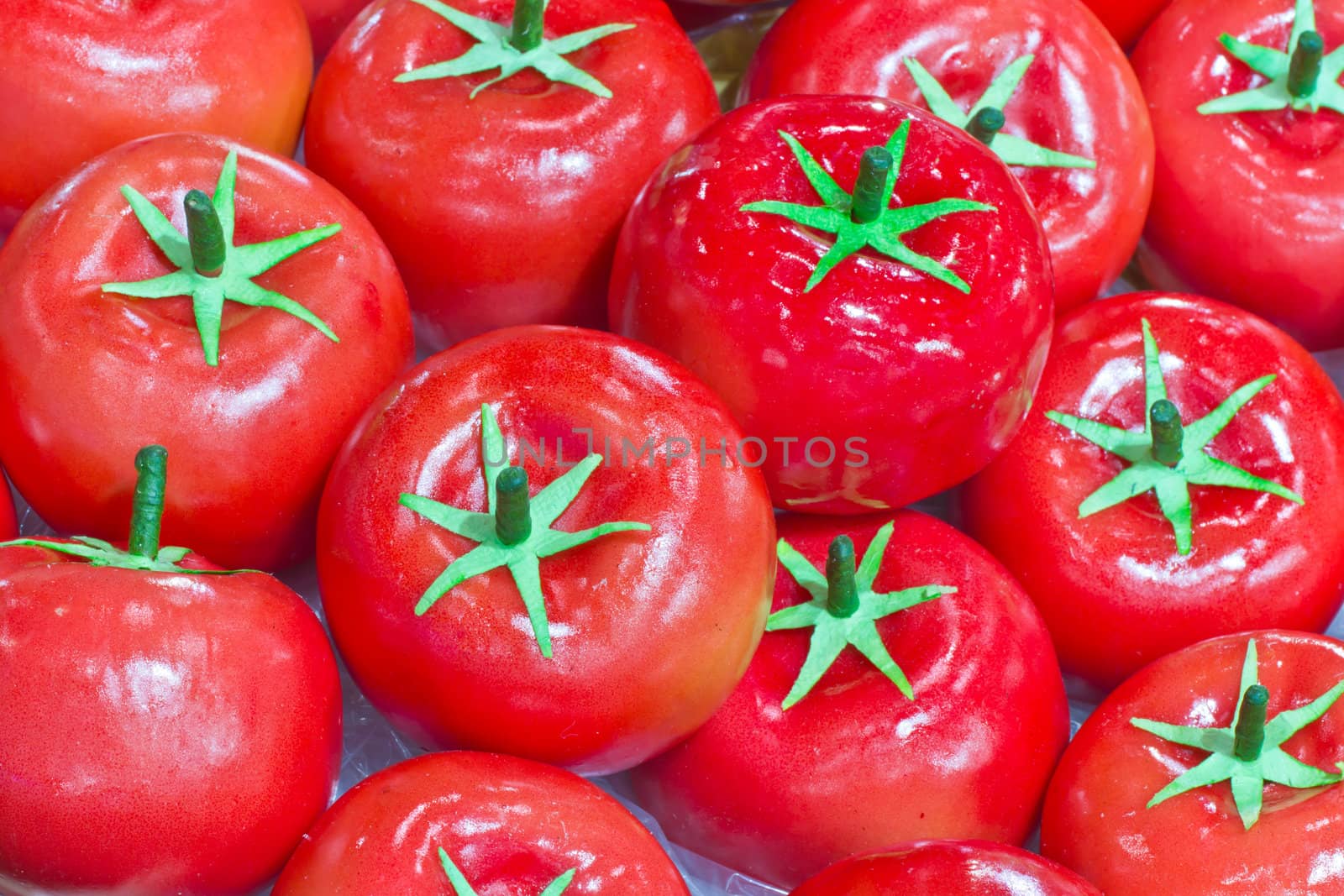 tomato by tungphoto