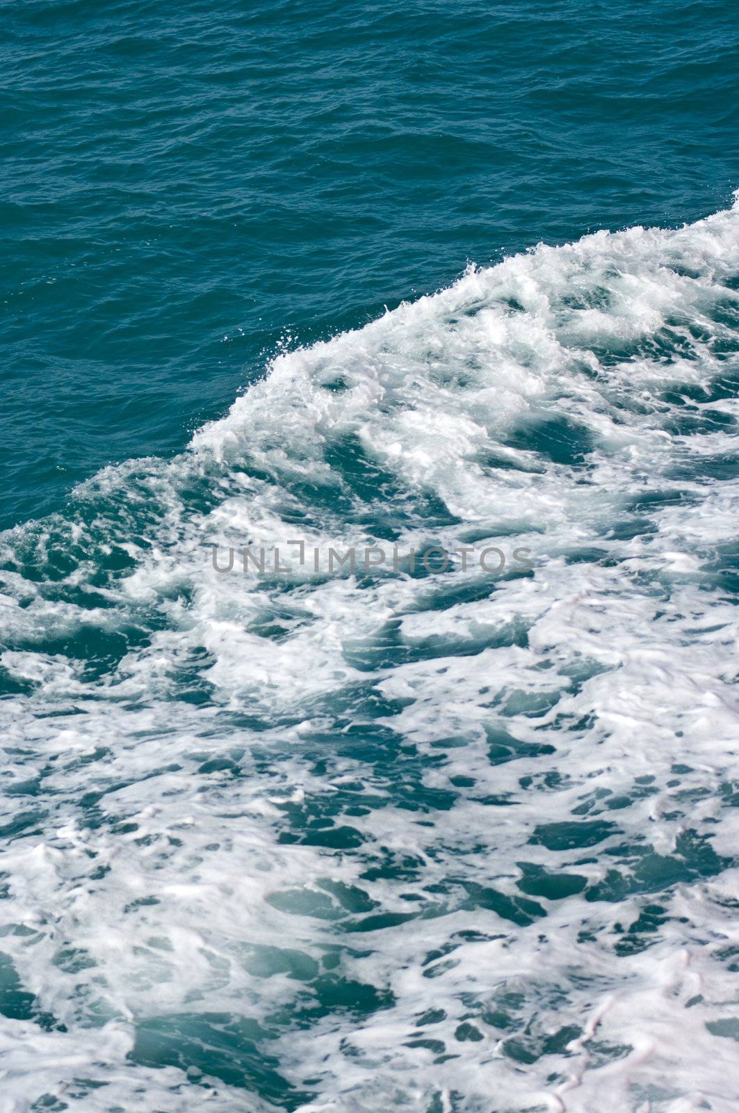 Bubble and wave in the sea