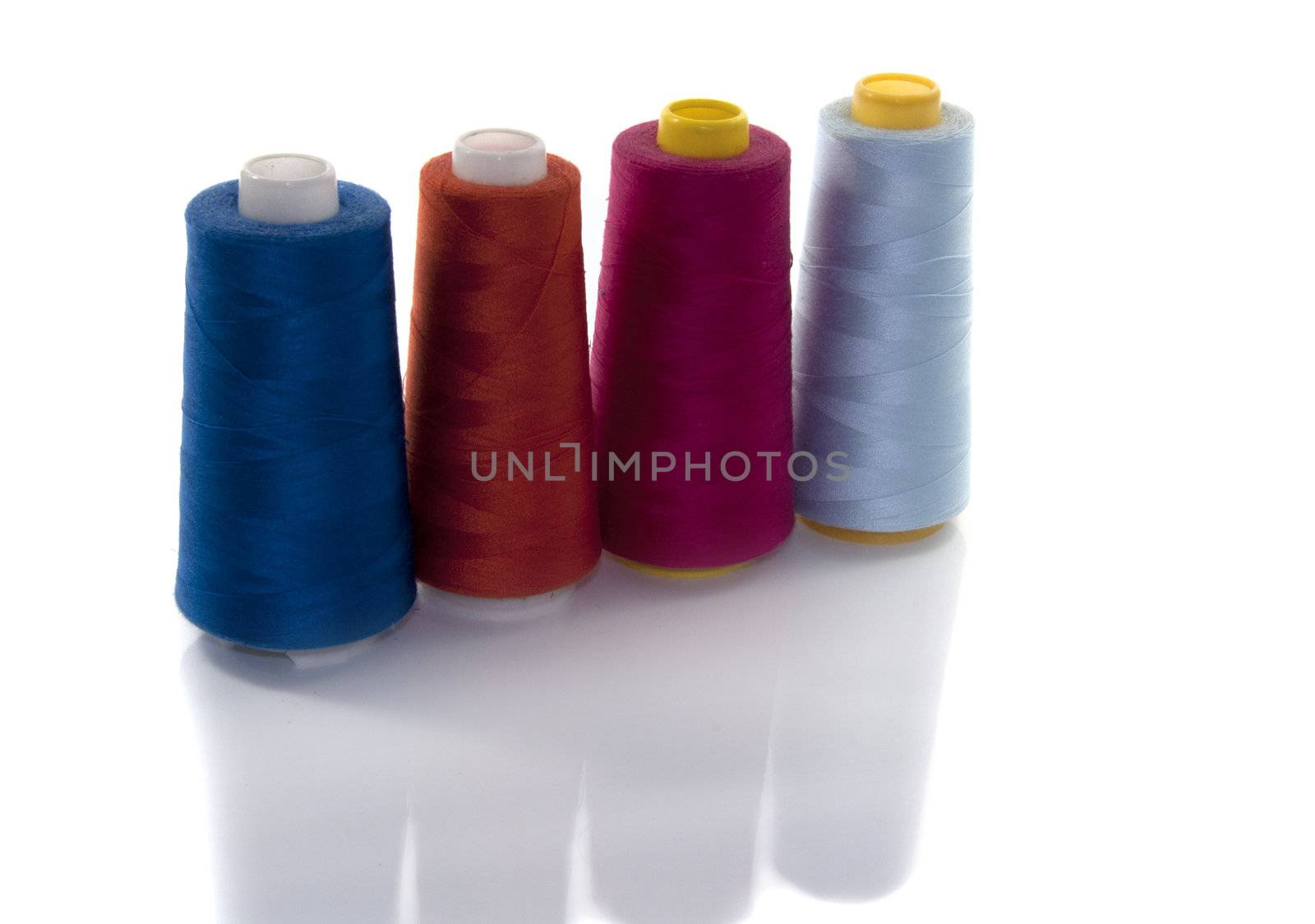 cotton in different collors for sewing machine