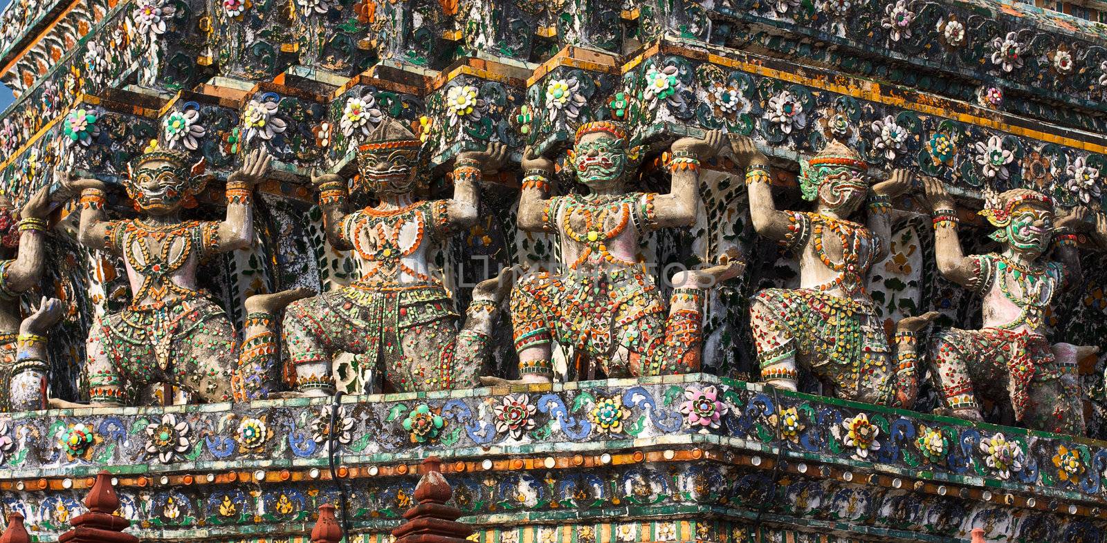 Wat Arun Bas-Relief by petr_malyshev