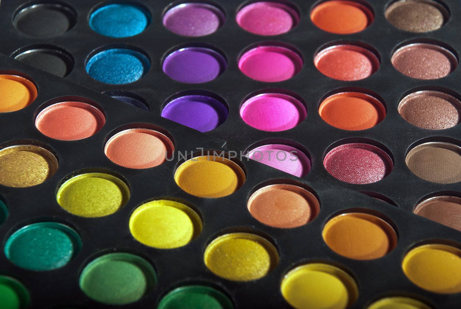 Professional make up eye shadow multicolor palette.